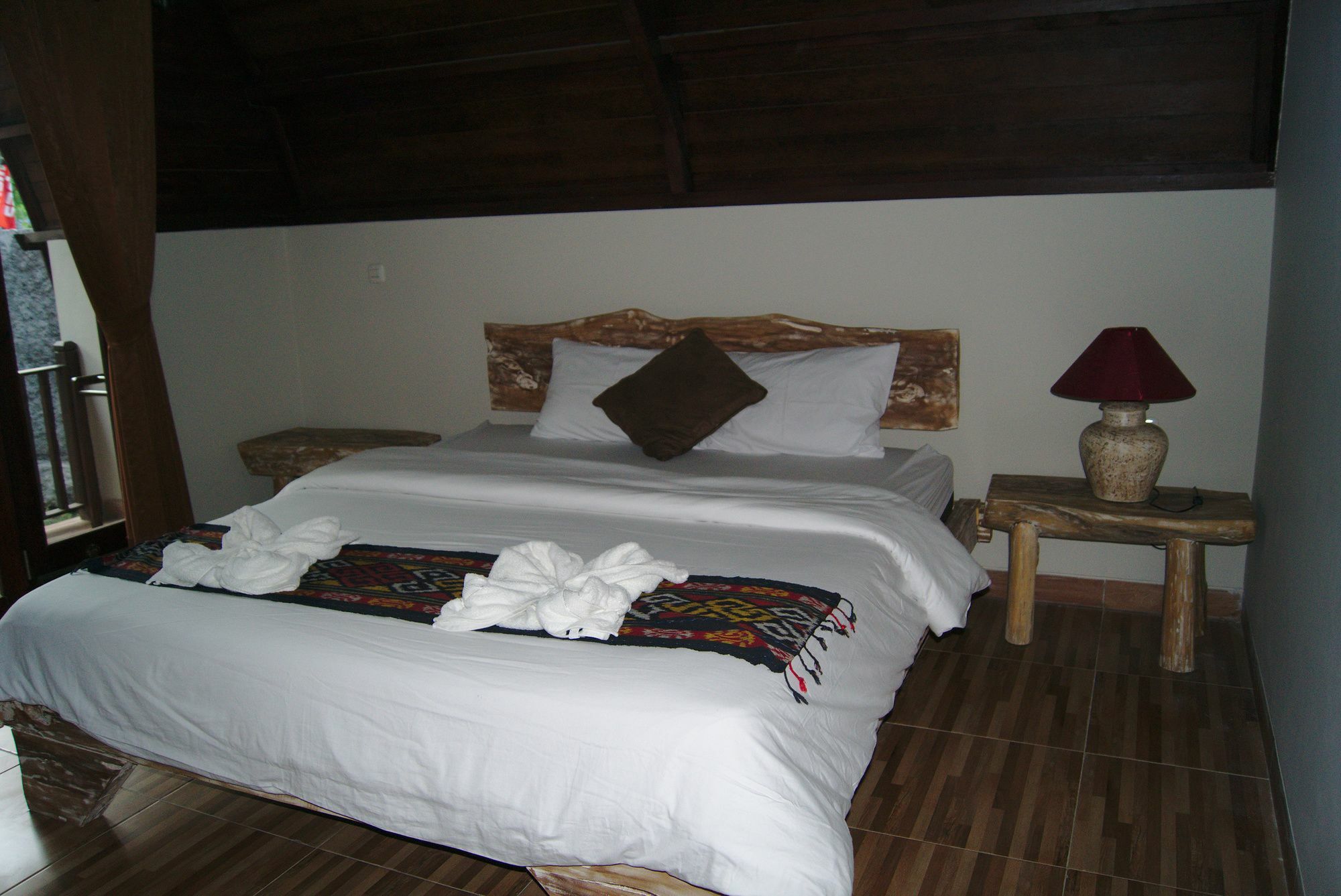 Ghamed Sari Hotel ภายนอก รูปภาพ