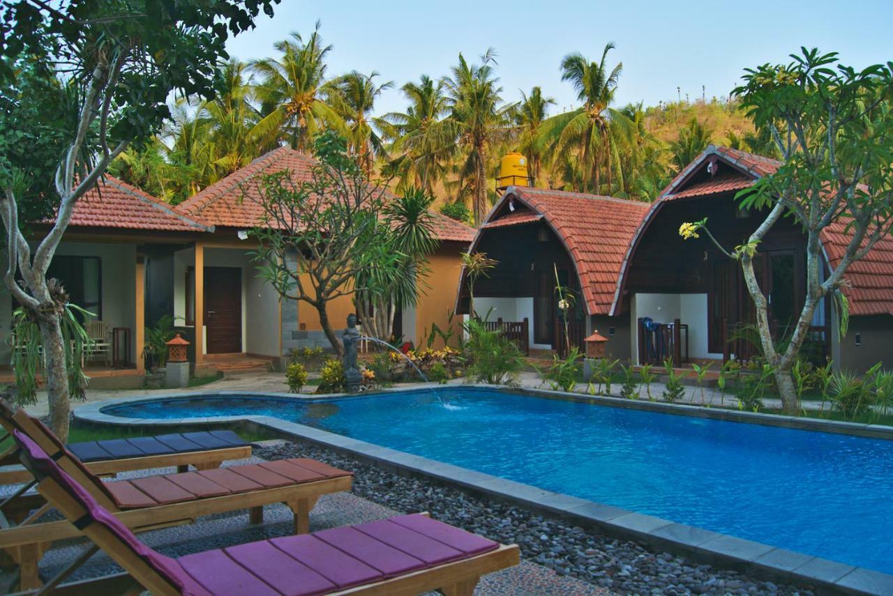 Ghamed Sari Hotel ภายนอก รูปภาพ