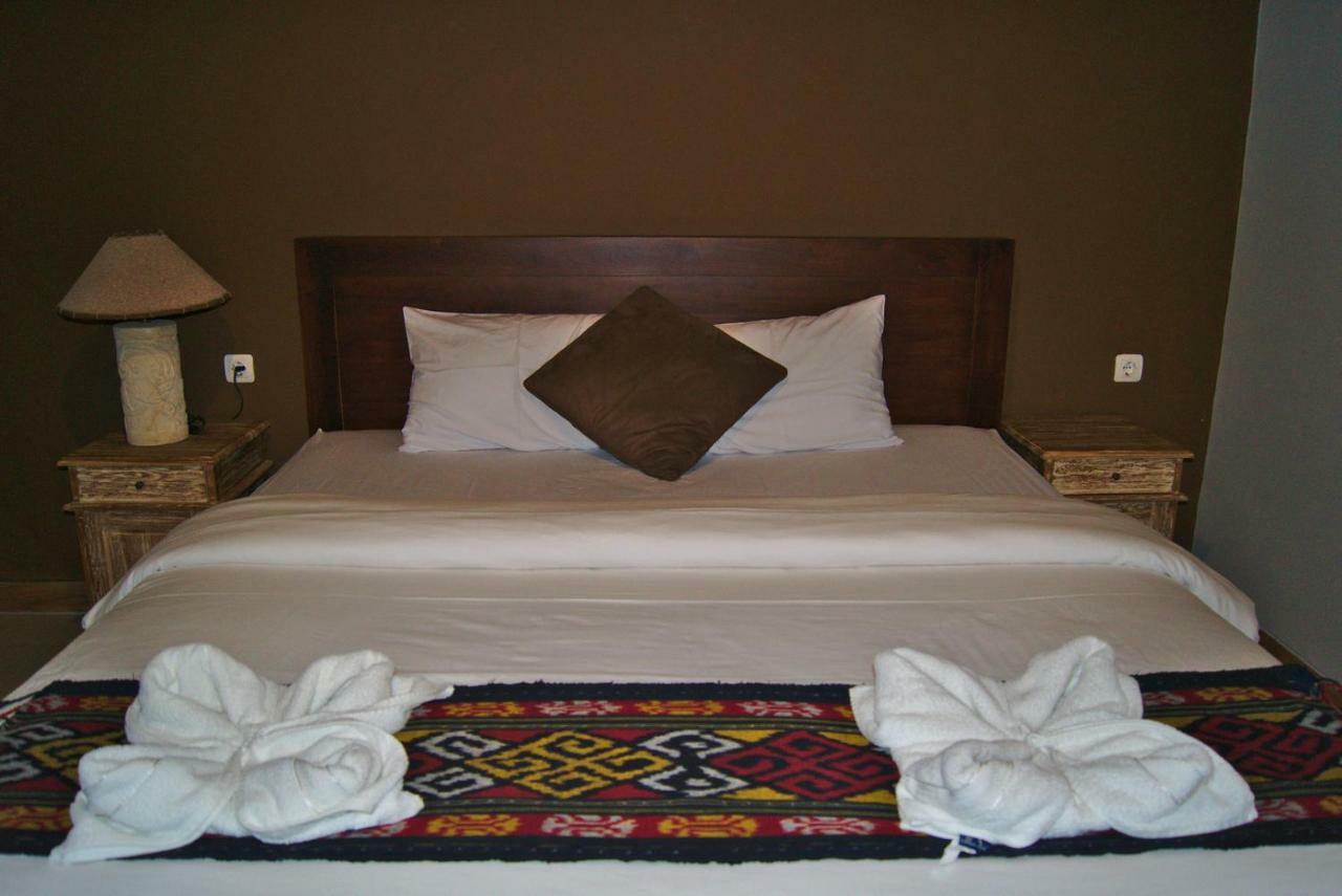 Ghamed Sari Hotel ภายนอก รูปภาพ